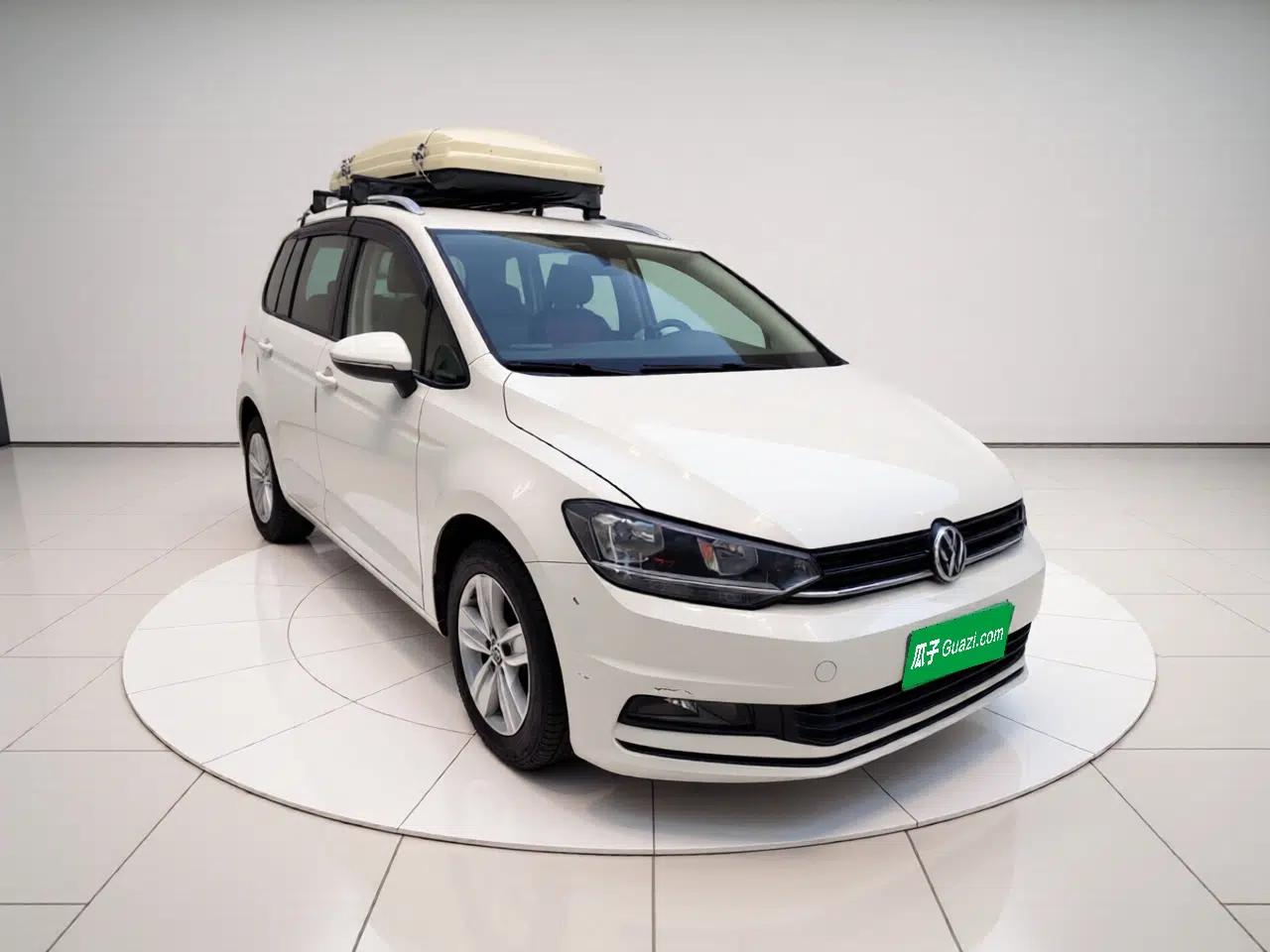 Volkswagen Touran 2016 Volkswagen Touran L 280TSI Manual Trend Edition — миниатюра 3