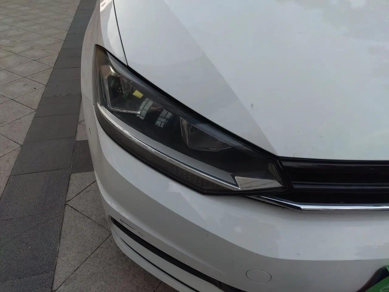 Volkswagen Touran 2016 Volkswagen Touran L 280TSI Manual Trend Edition — миниатюра 7