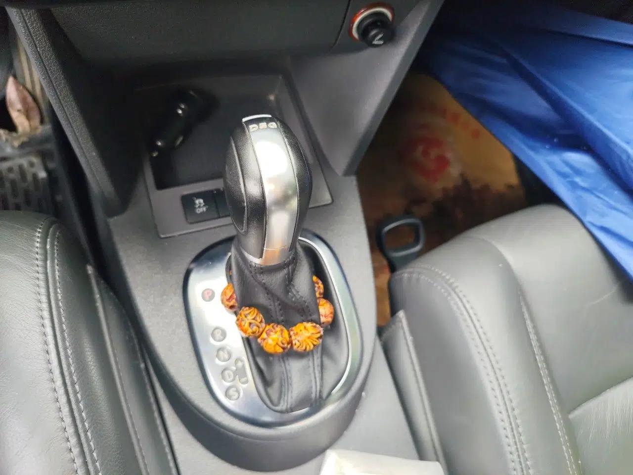 Volkswagen Touran 2015 1.4T DSG Comfort Edition 5 Seats — миниатюра 14