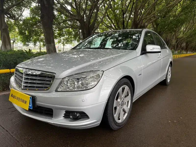Mercedes-Benz C-Class 2010 C 180K Classic — миниатюра 1