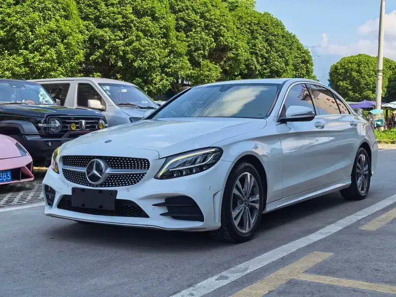 Mercedes-Benz C-Class 2019 C 180 L Fashion Sport Edition — миниатюра 1