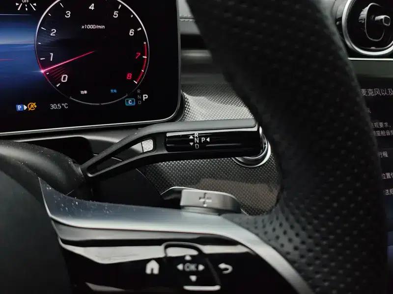 Mercedes-Benz C-Class 2023 Facelift C 200 L Sport Edition — миниатюра 9
