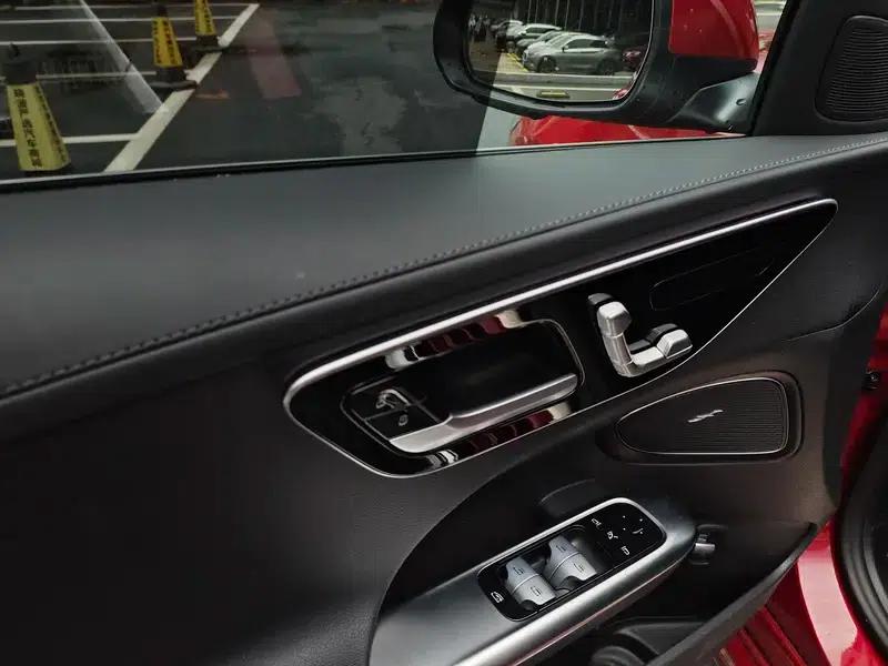 Mercedes-Benz C-Class 2023 Facelift C 200 L Sport Edition — миниатюра 10