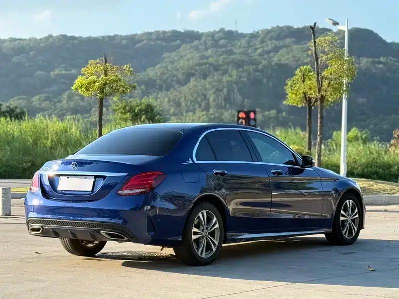 2018 Mercedes-Benz C-Class C 200 L Sport Edition — миниатюра 6