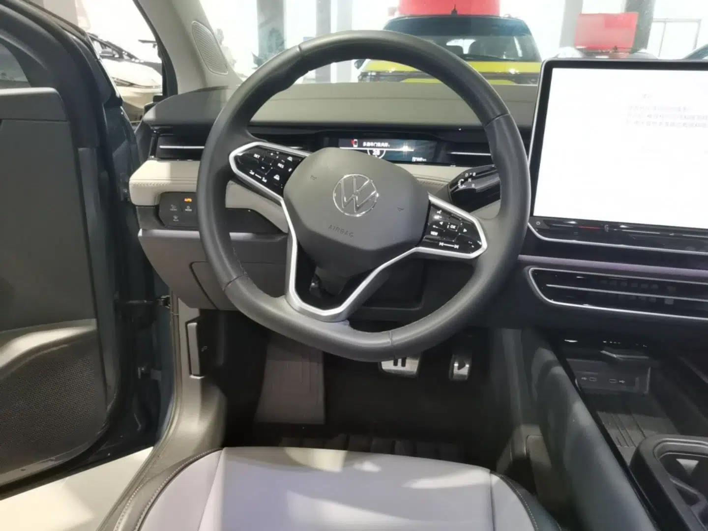 Volkswagen ID.7 VIZZION 2024 AIR model — миниатюра 13