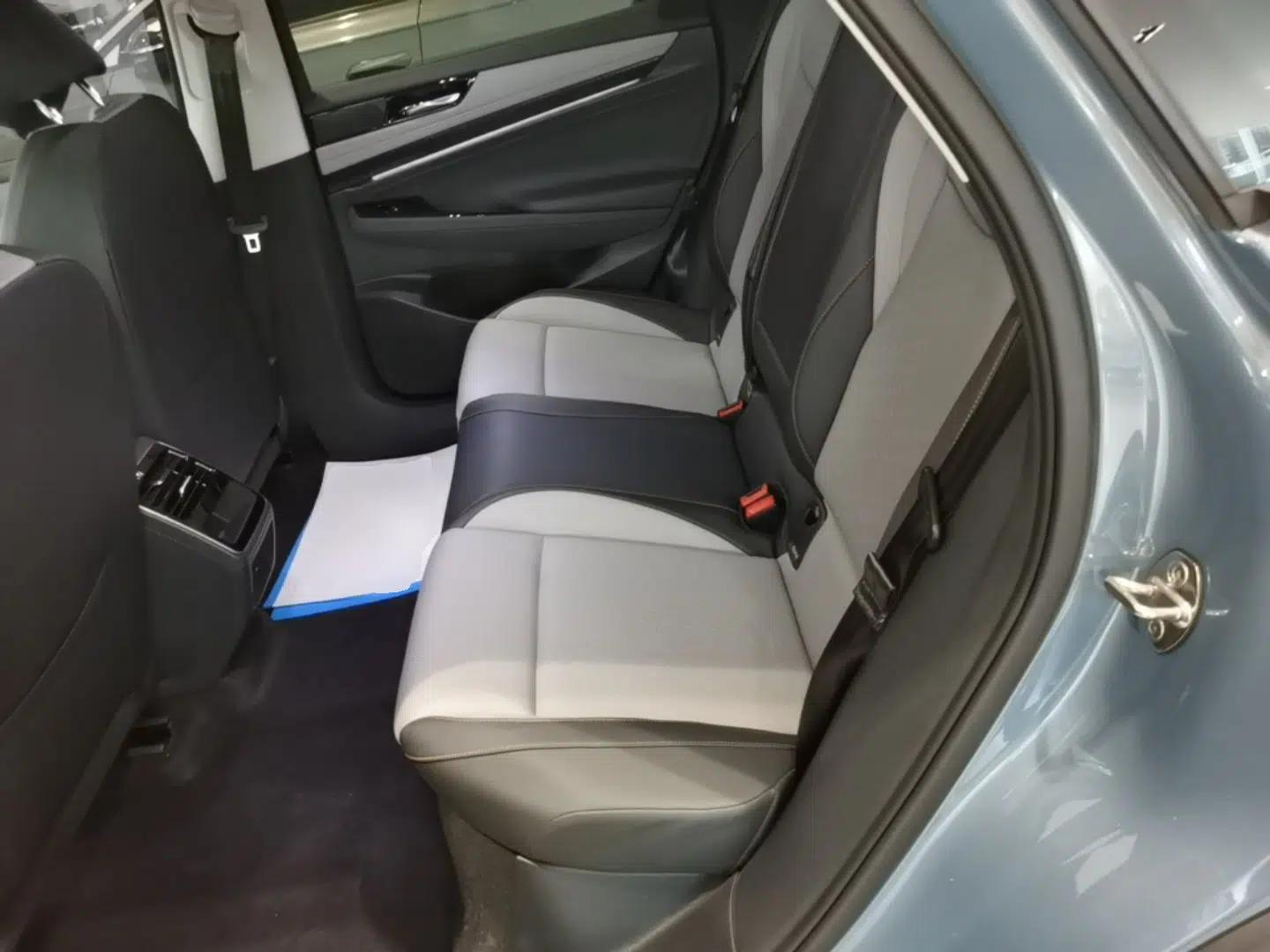 Volkswagen ID.7 VIZZION 2024 AIR model — миниатюра 20