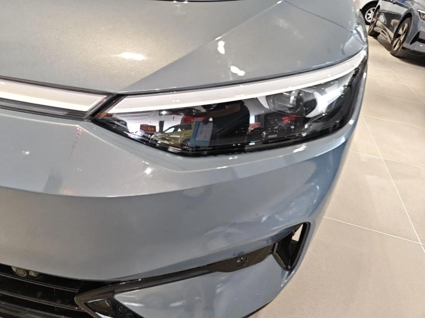 Volkswagen ID.7 VIZZION 2024 AIR model — миниатюра 8