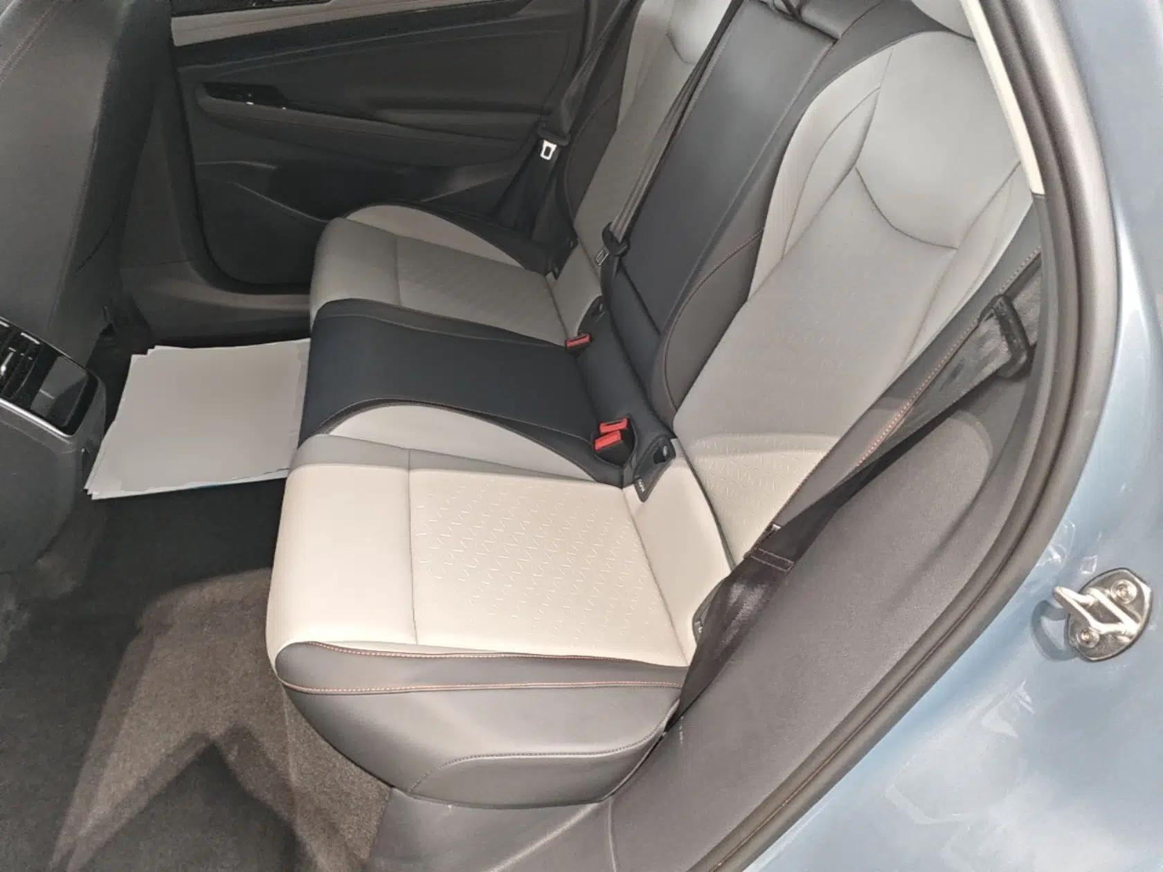Volkswagen ID.7 VIZZION 2024 AIR model — миниатюра 20
