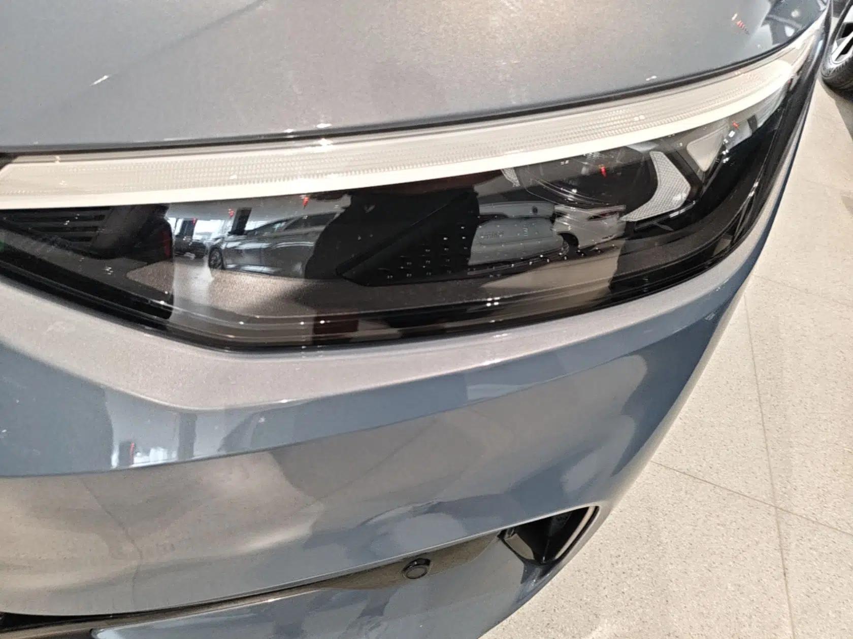 Volkswagen ID.7 VIZZION 2024 AIR model — миниатюра 8