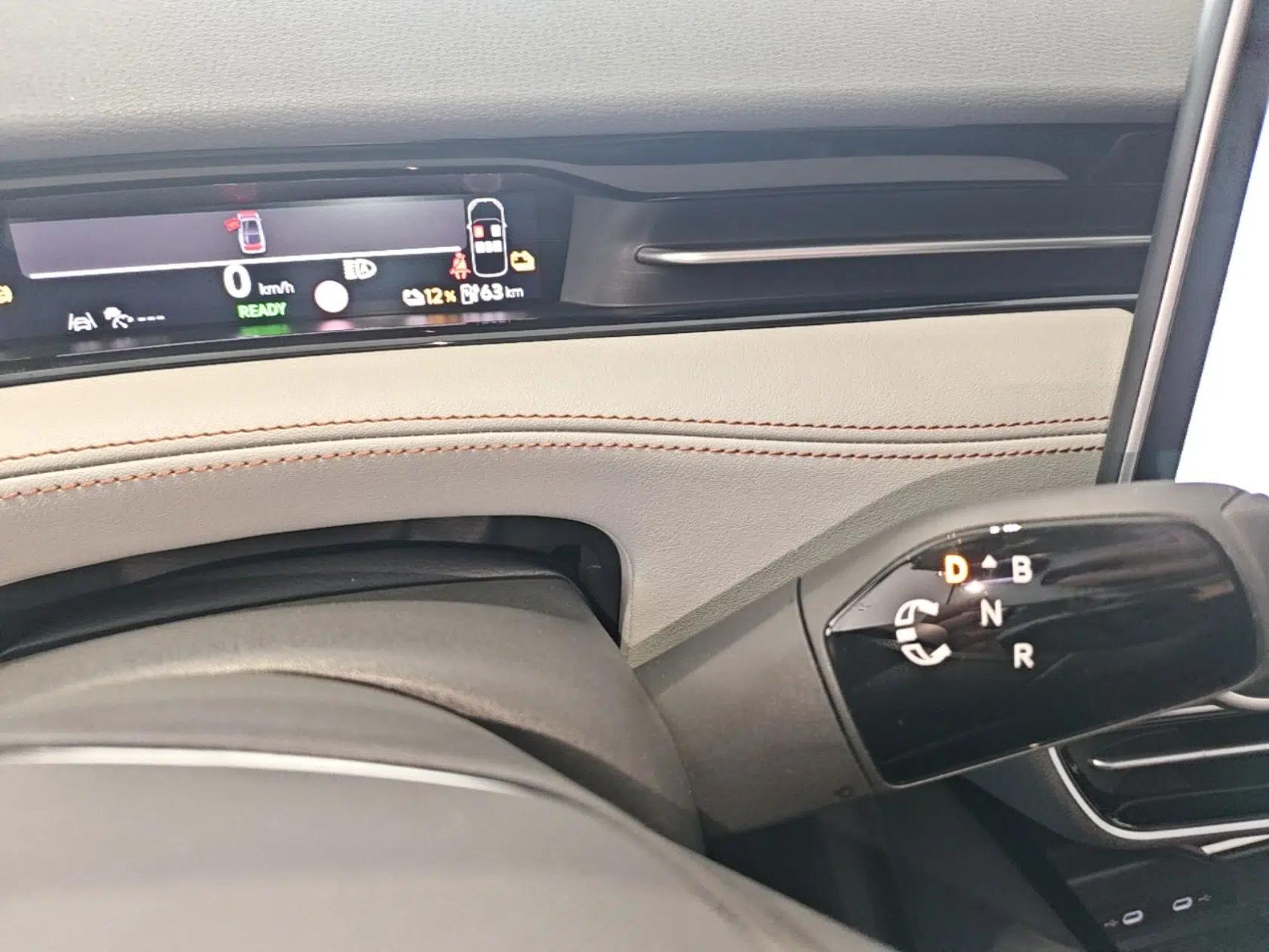 Volkswagen ID.7 VIZZION 2024 AIR model — миниатюра 16