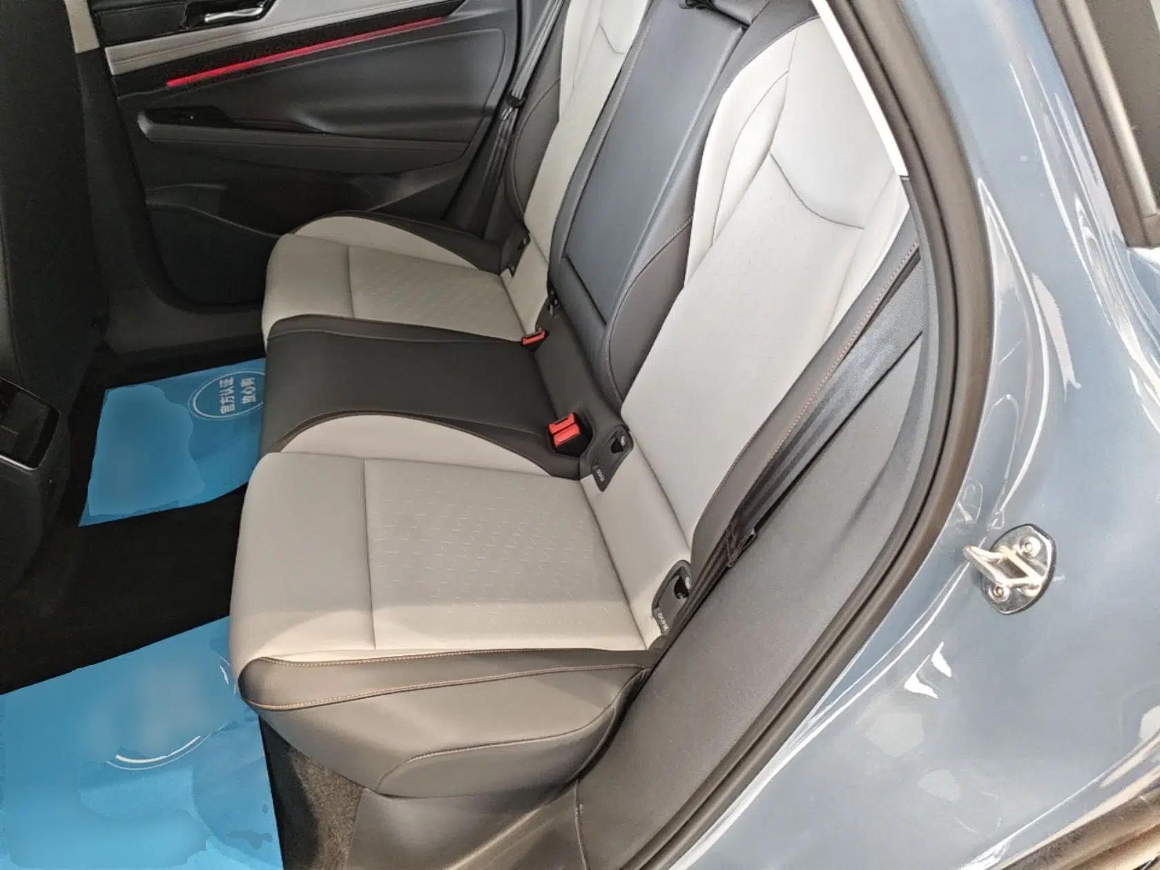Volkswagen ID.7 VIZZION 2024 AIR model — миниатюра 20