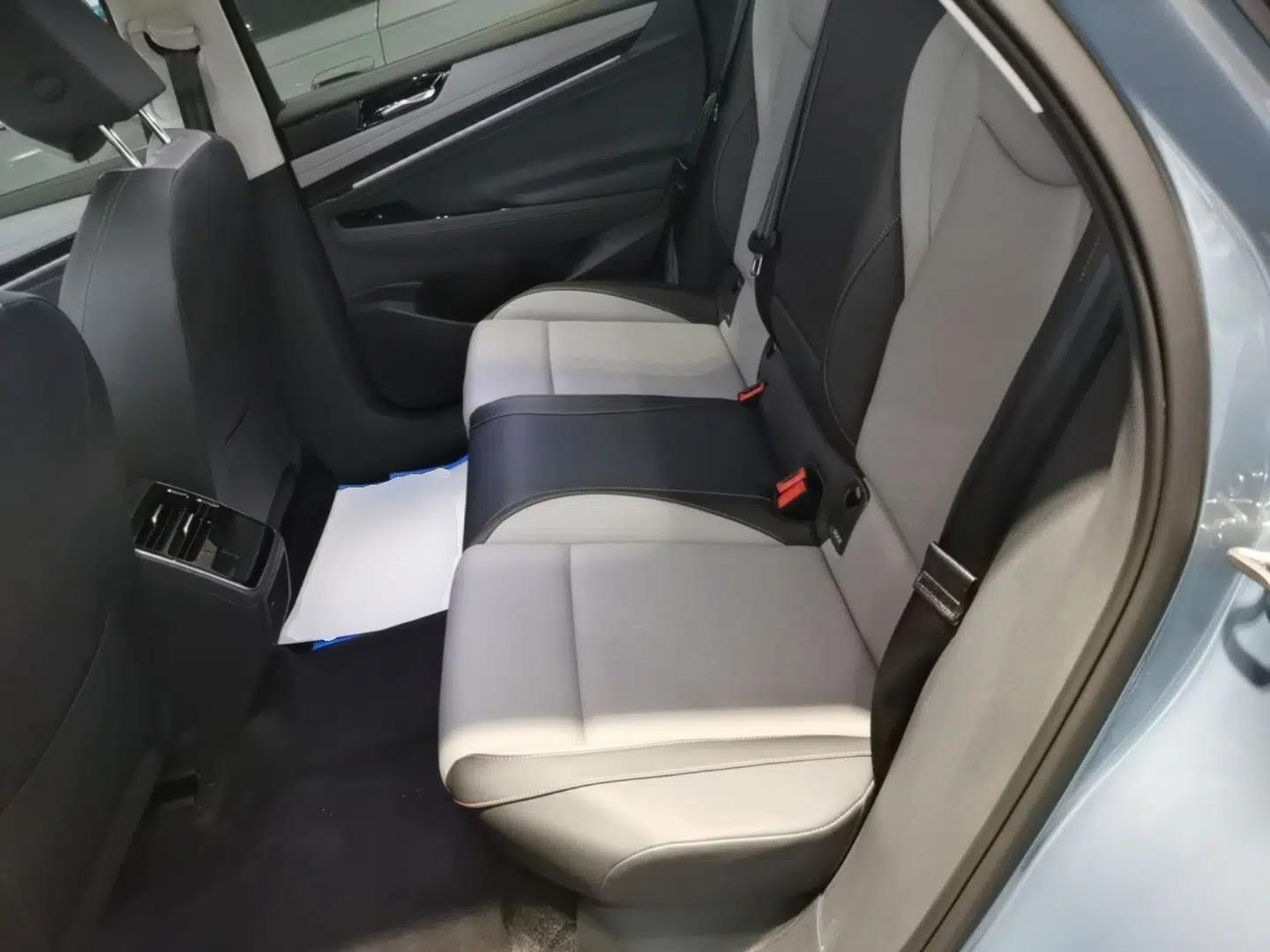 Volkswagen ID.7 VIZZION 2024 AIR model — миниатюра 20