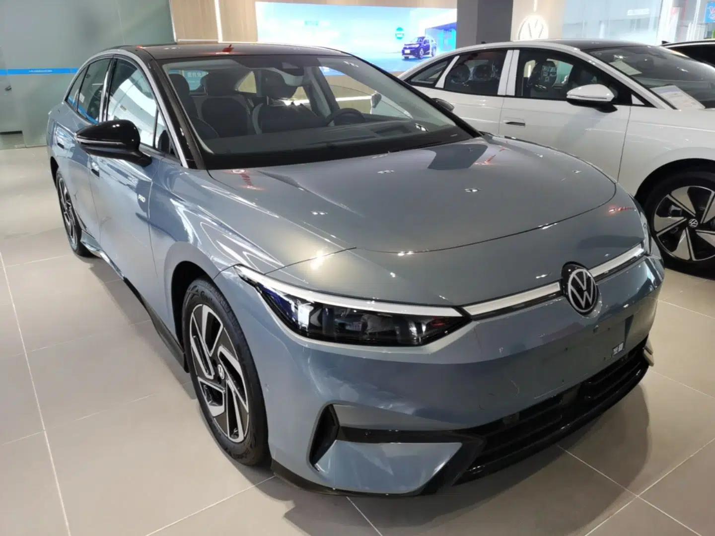 Volkswagen ID.7 VIZZION 2024 First Edition — миниатюра 3