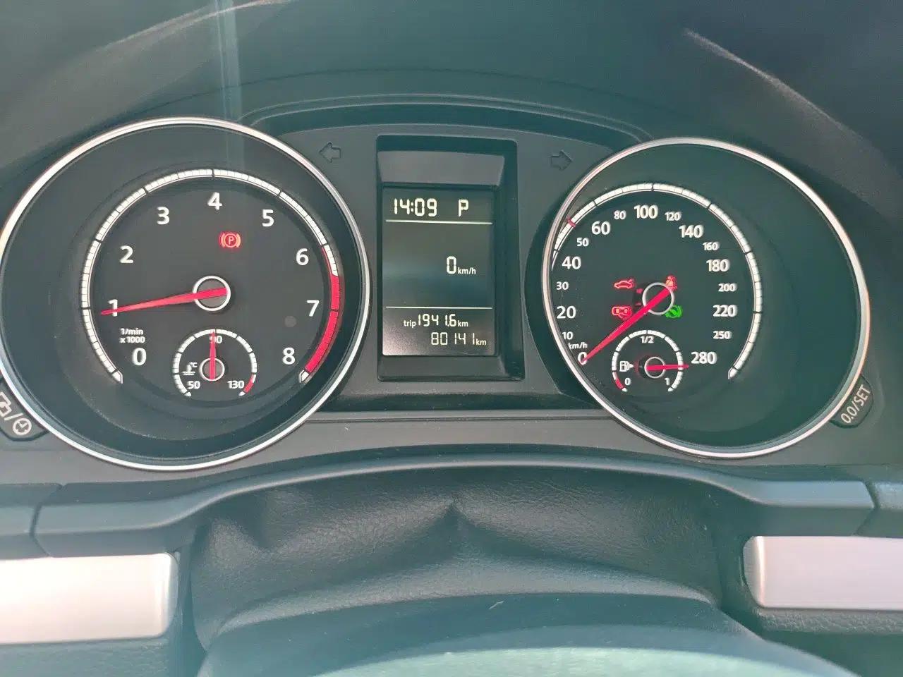 Volkswagen Scirocco 2015 1.4TSI Fashion Edition — миниатюра 12