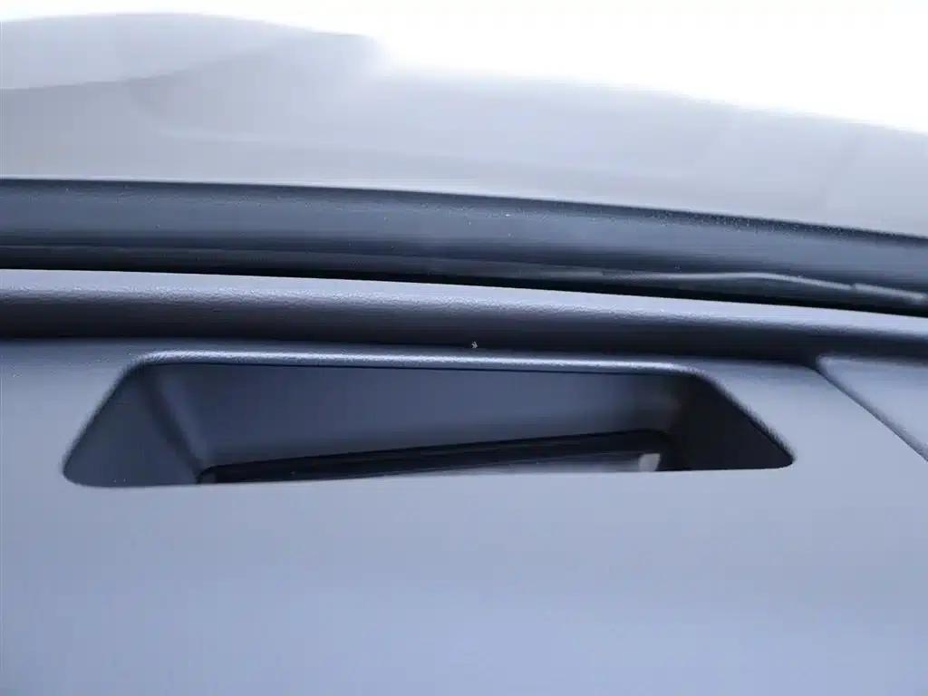 2025 Teramont Pro 450TSI 4WD Summit Edition — миниатюра 24