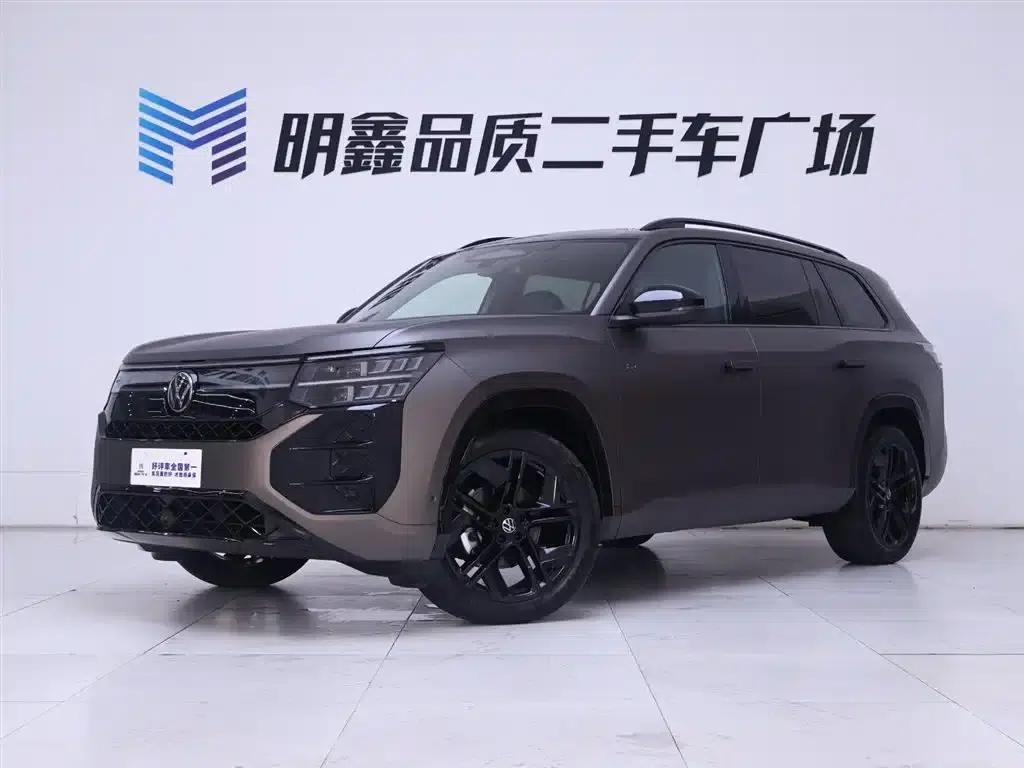 2025 Teramont Pro 450TSI 4WD Summit Edition — миниатюра 4
