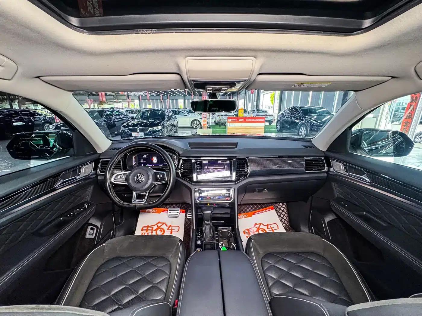 2019 Teramont X 330TSI 2WD Premium Luxury Edition — миниатюра 9