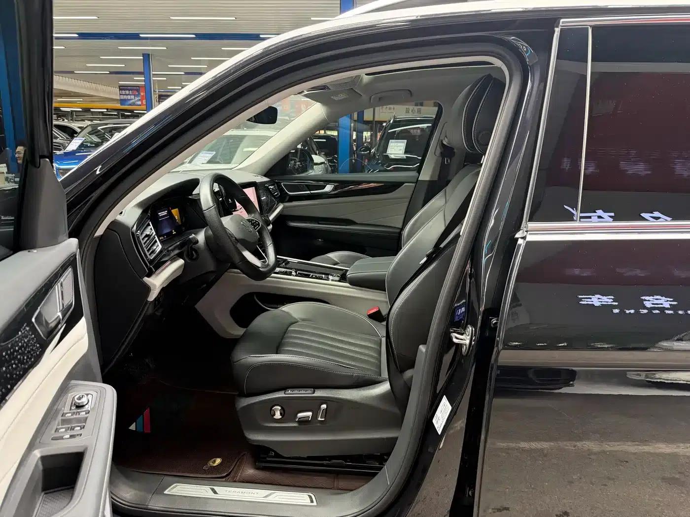 2024 Volkswagen Teramont 380TSI 4WD Premium Luxury Edition — миниатюра 6