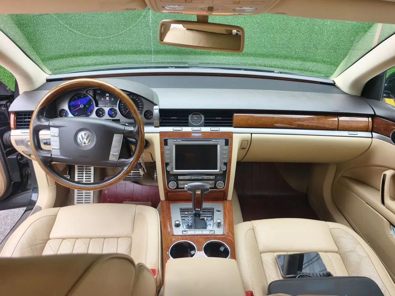 Volkswagen Phaeton 2009 3.6L V6 5-Seater Extended Comfort Version — миниатюра 9