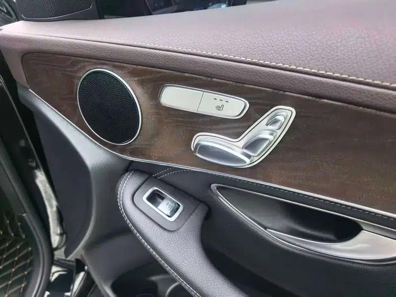 2020 Mercedes-Benz GLC 300 L 4MATIC Dynamic — миниатюра 12