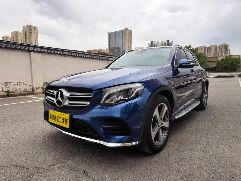 2017 Mercedes-Benz GLC 260 4MATIC Luxury — миниатюра 1