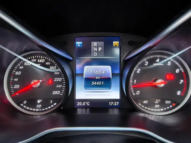 2017 Mercedes-Benz GLC 260 4MATIC Luxury — миниатюра 13