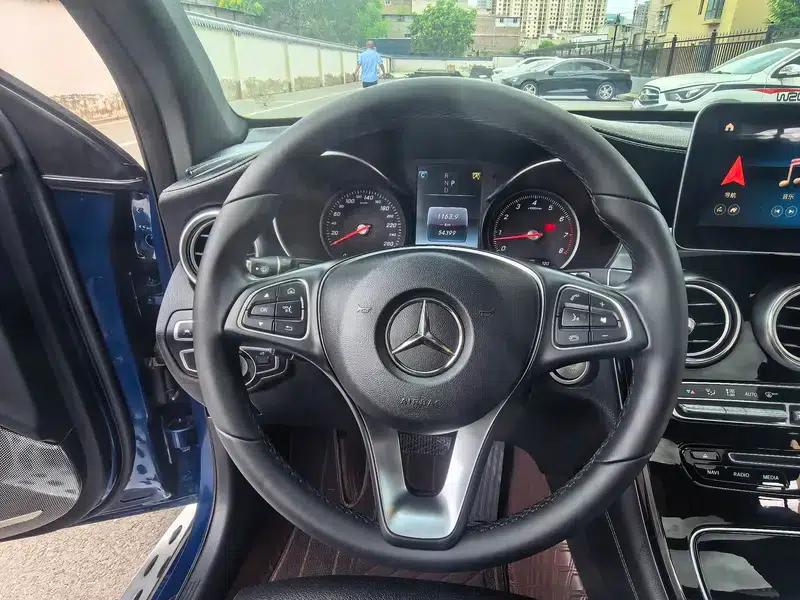 2017 Mercedes-Benz GLC 260 4MATIC Luxury — миниатюра 14