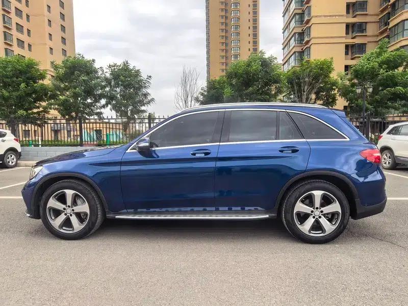 2017 Mercedes-Benz GLC 260 4MATIC Luxury — миниатюра 4