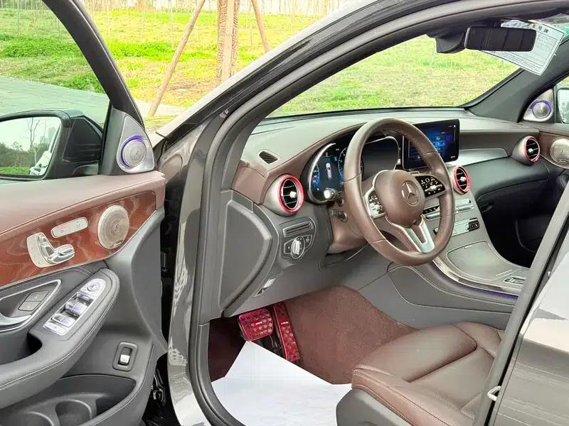 2020 Mercedes-Benz GLC 300 L 4MATIC Dynamic — миниатюра 8