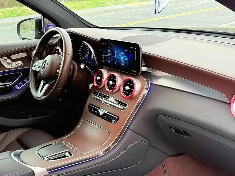 2020 Mercedes-Benz GLC 300 L 4MATIC Dynamic — миниатюра 9