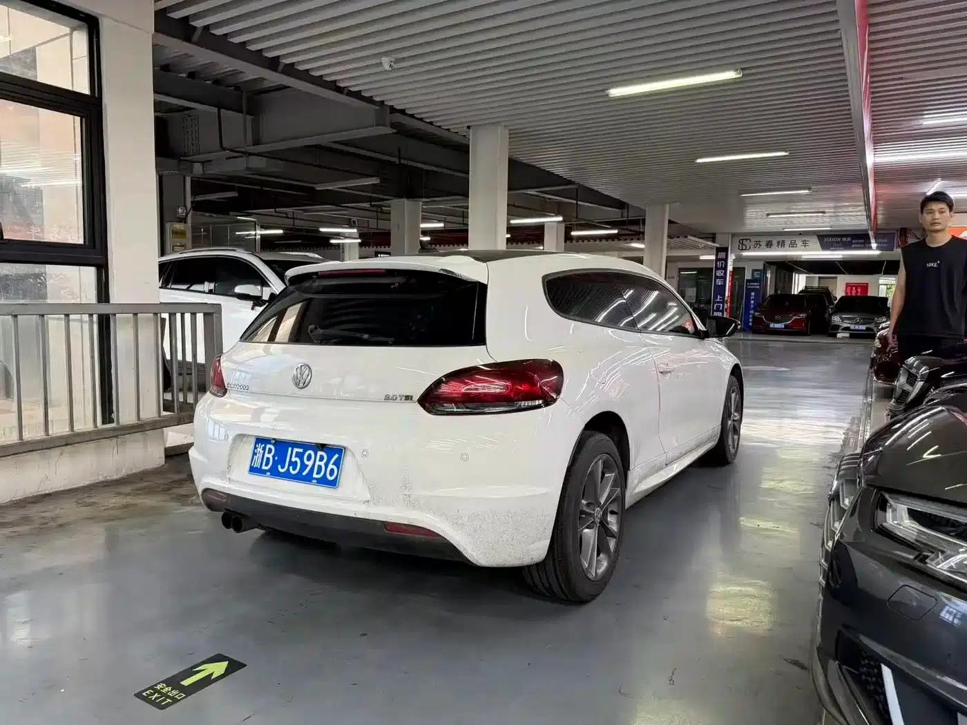 Scirocco 2011 2.0TSI Luxury Edition — миниатюра 4