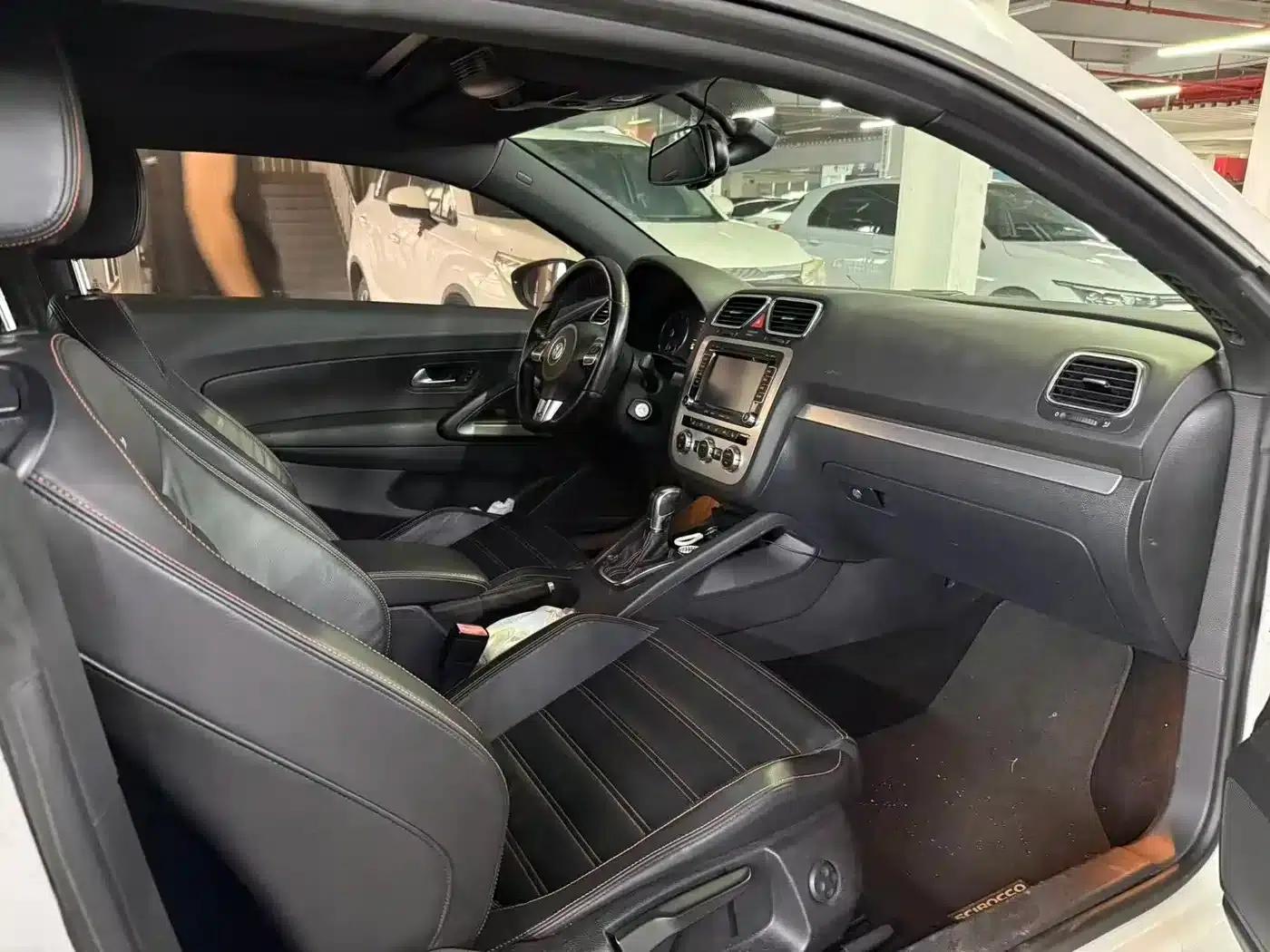 Scirocco 2011 2.0TSI Luxury Edition — миниатюра 8