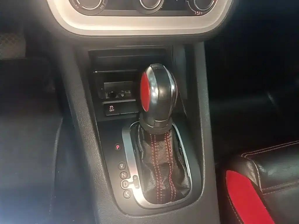Scirocco 2015 1.4TSI Fashion Edition — миниатюра 14