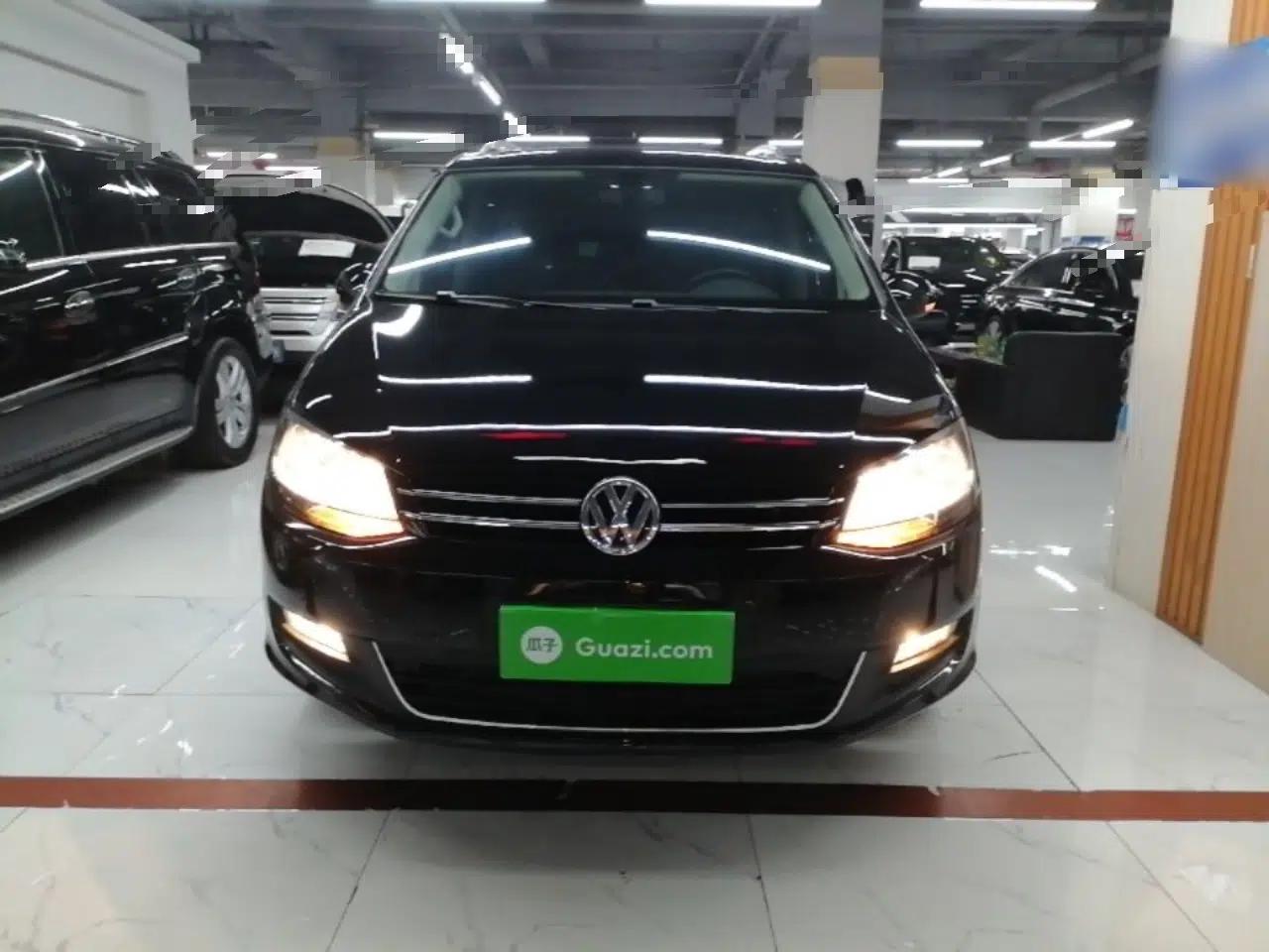 Volkswagen Sharan 2019 380TSI Comfort Edition 7-Seater — миниатюра 2