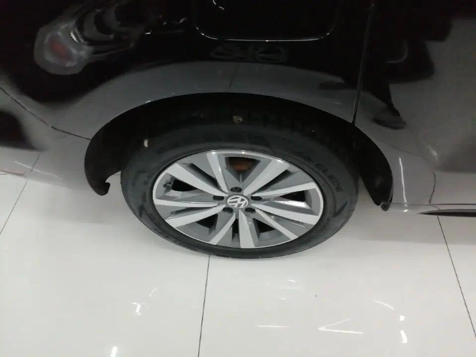 Volkswagen Sharan 2019 380TSI Comfort Edition 7-Seater — миниатюра 16