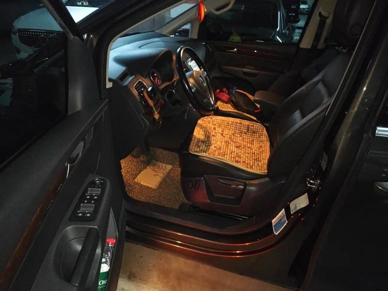Volkswagen Sharan 2015 1.8TSI Comfort Model — миниатюра 16