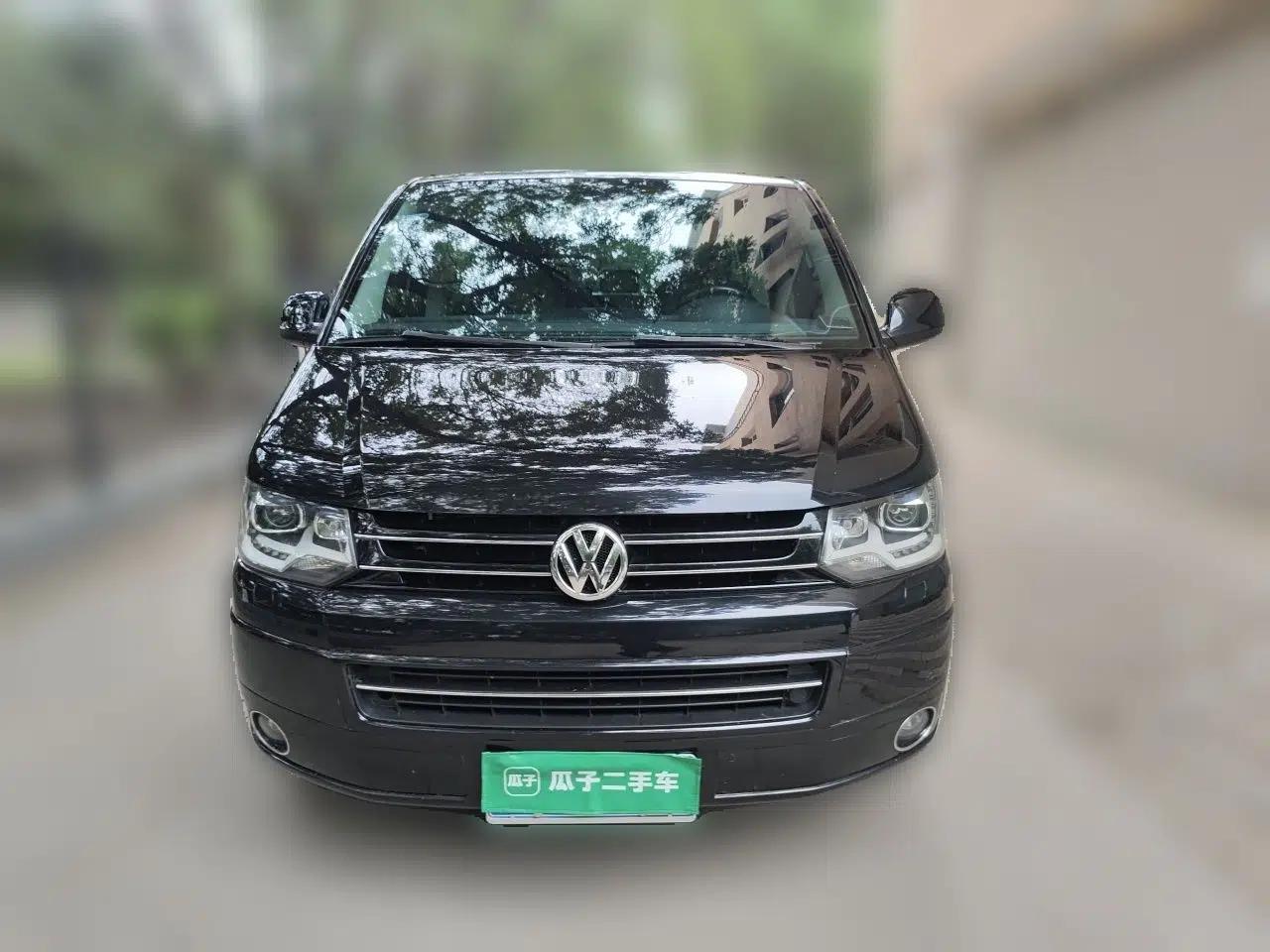 Volkswagen Multivan 2012 2.0 TSI Four-Wheel Drive Deluxe Edition — миниатюра 2