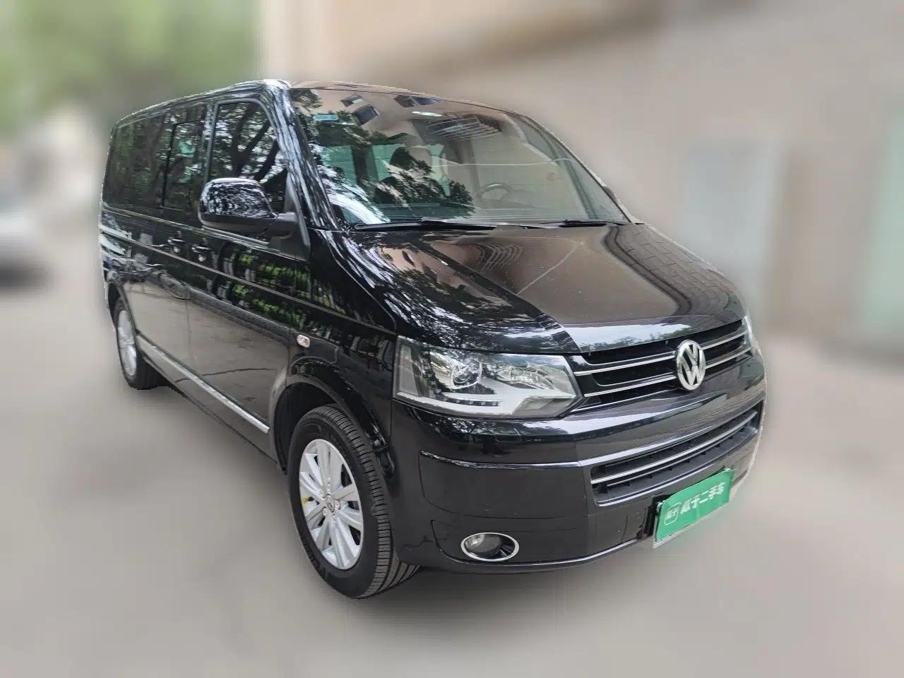 Volkswagen Multivan 2012 2.0 TSI Four-Wheel Drive Deluxe Edition — миниатюра 3