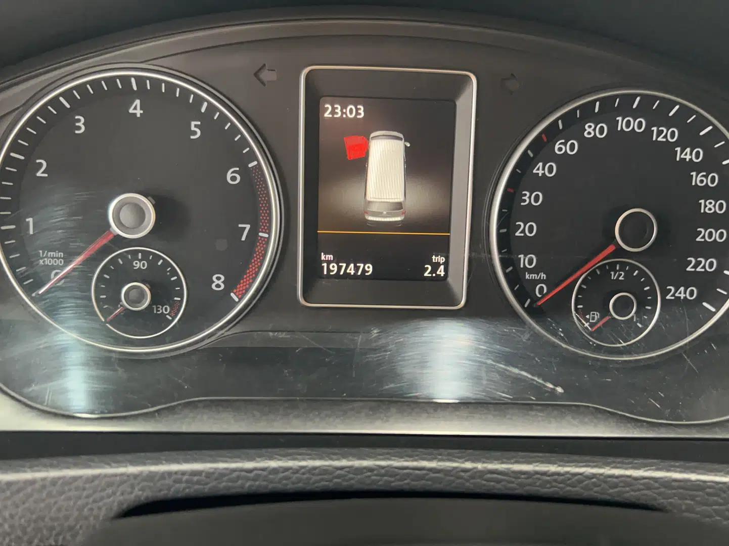 Volkswagen Multivan 2014 2.0 TSI Four-Wheel-Drive Executive Edition — миниатюра 23