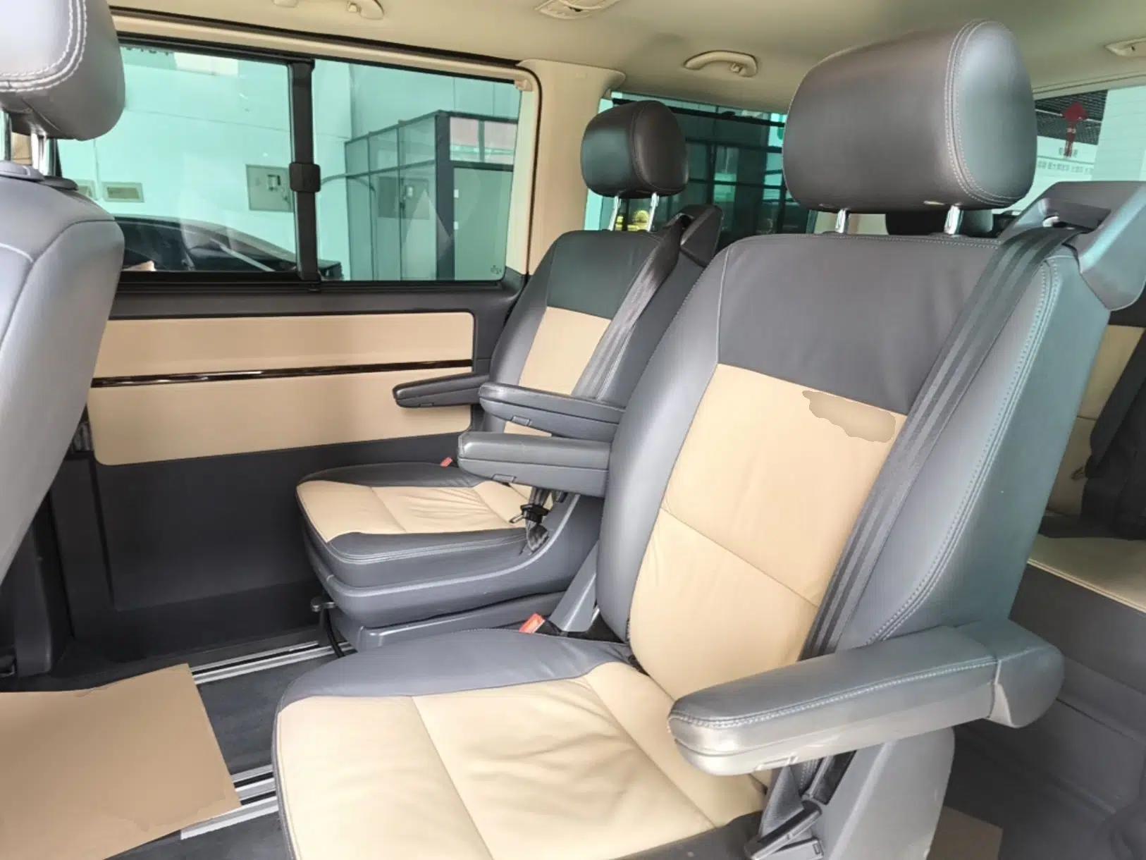 Volkswagen Multivan 2014 2.0 TSI Four-Wheel-Drive Executive Edition — миниатюра 29