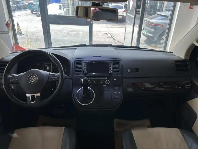 Volkswagen Multivan 2014 2.0 TSI Four-Wheel-Drive Executive Edition — миниатюра 32