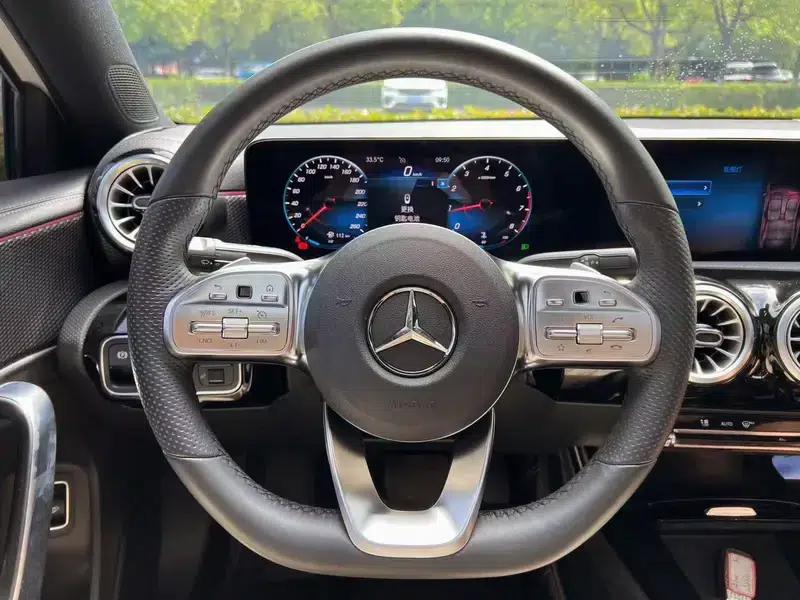 Mercedes-Benz A-Class 2022 Facelift A 200 L Sport Sedan Fashion Edition — миниатюра 13