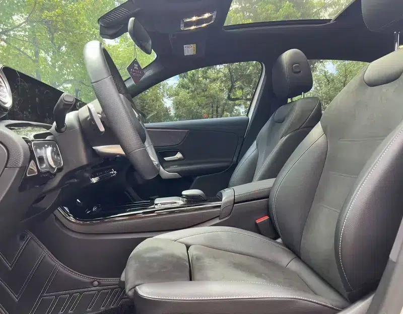 Mercedes-Benz A-Class 2022 Facelift A 200 L Sport Sedan Fashion Edition — миниатюра 15