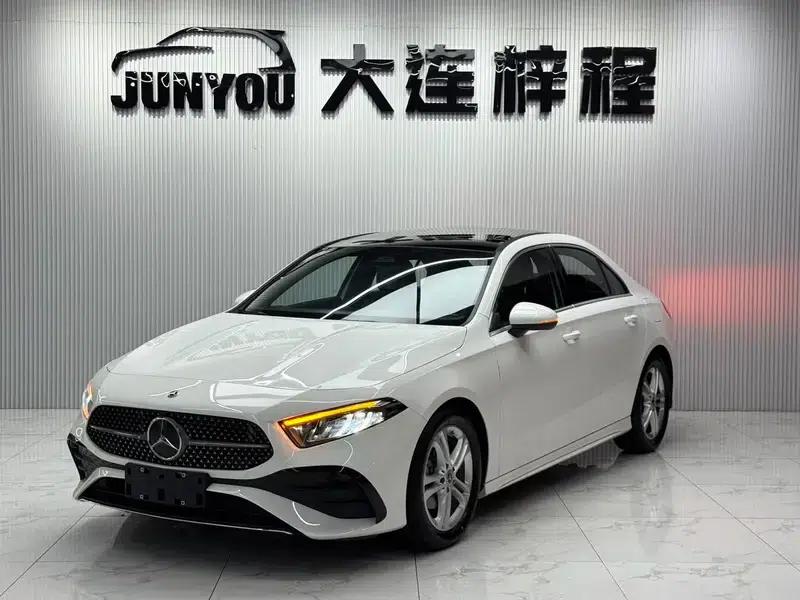 2024 Mercedes-Benz A-Class A 180 L — миниатюра 1