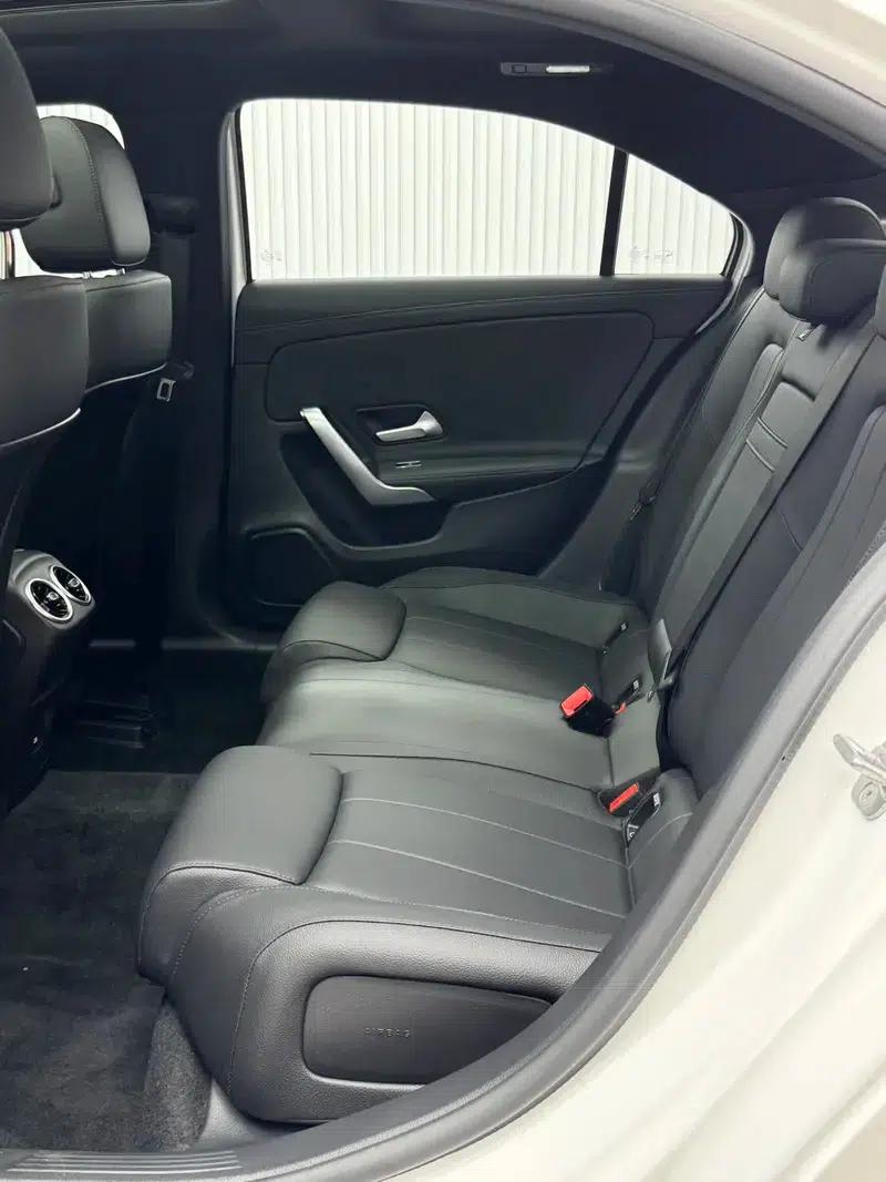2024 Mercedes-Benz A-Class A 180 L — миниатюра 20