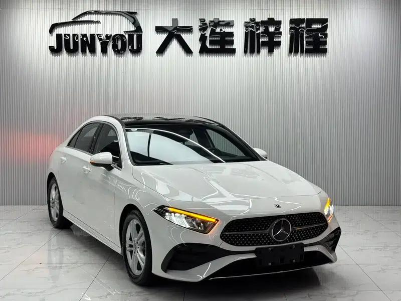 2024 Mercedes-Benz A-Class A 180 L — миниатюра 3
