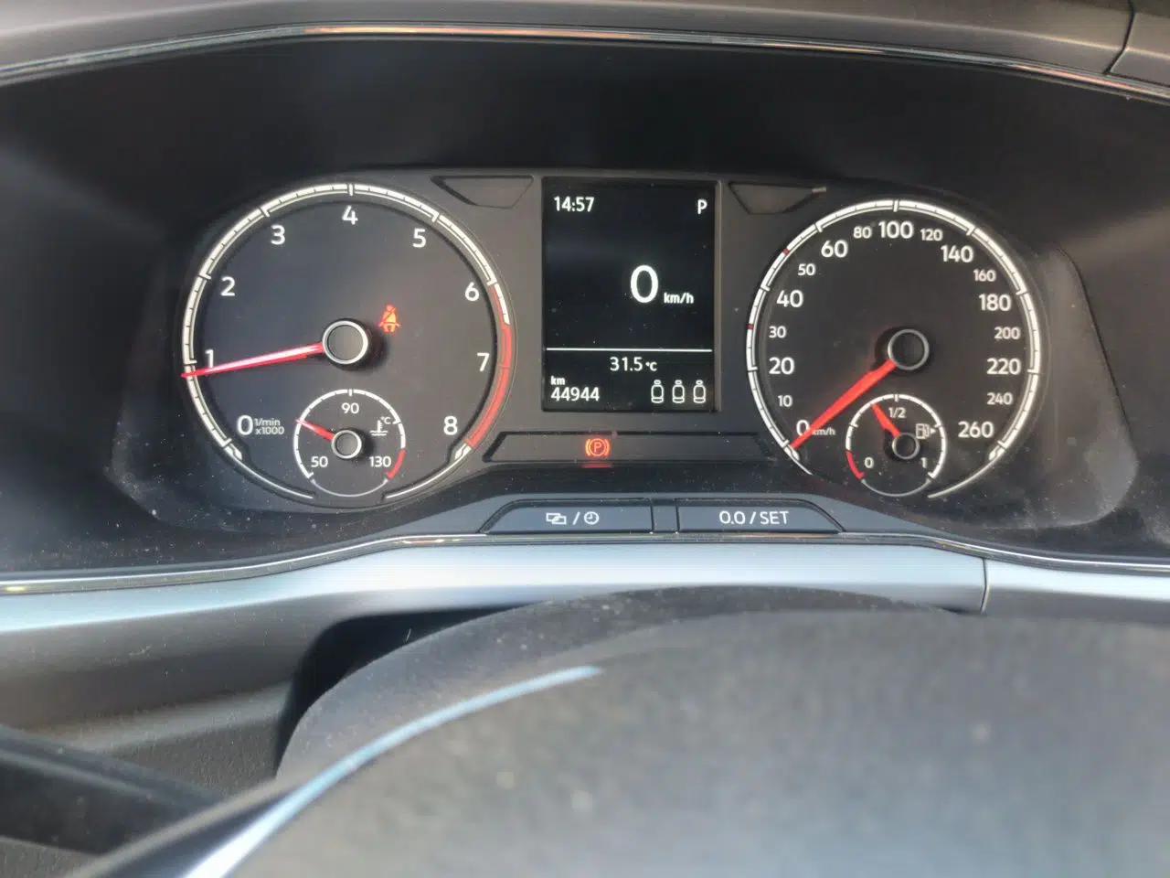 Volkswagen T-Cross 2019 1.5L Automatic Comfort Edition — миниатюра 12