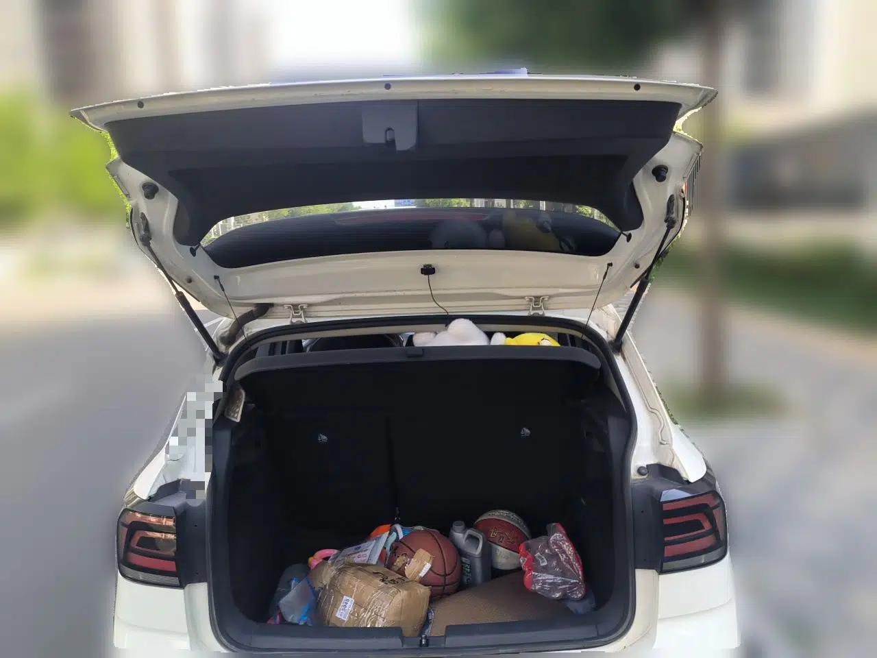Volkswagen T-Cross 2019 1.5L Automatic Comfort Edition — миниатюра 19