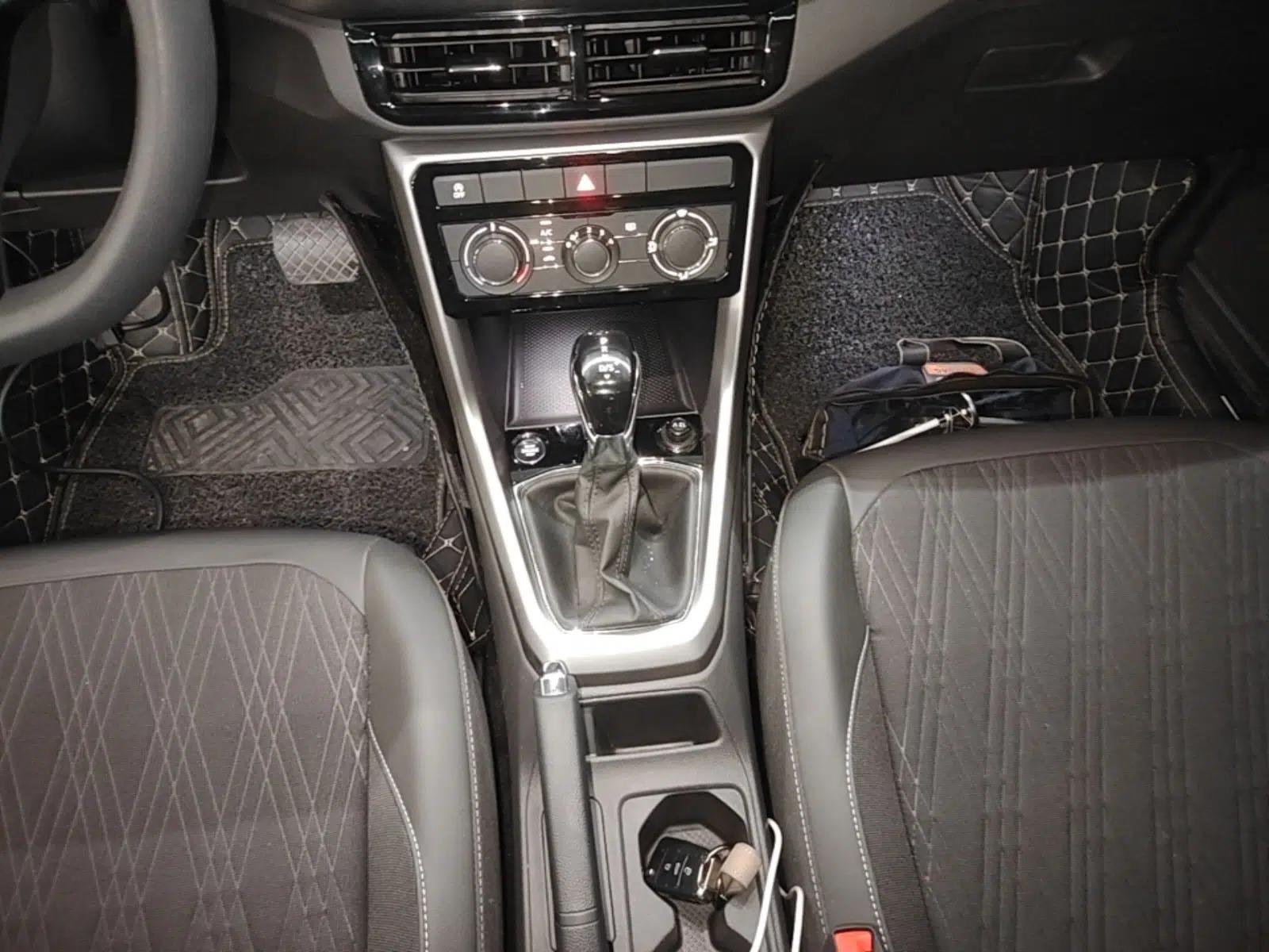 Volkswagen T-Cross 2020 1.5L Automatic Comfort Edition — миниатюра 21