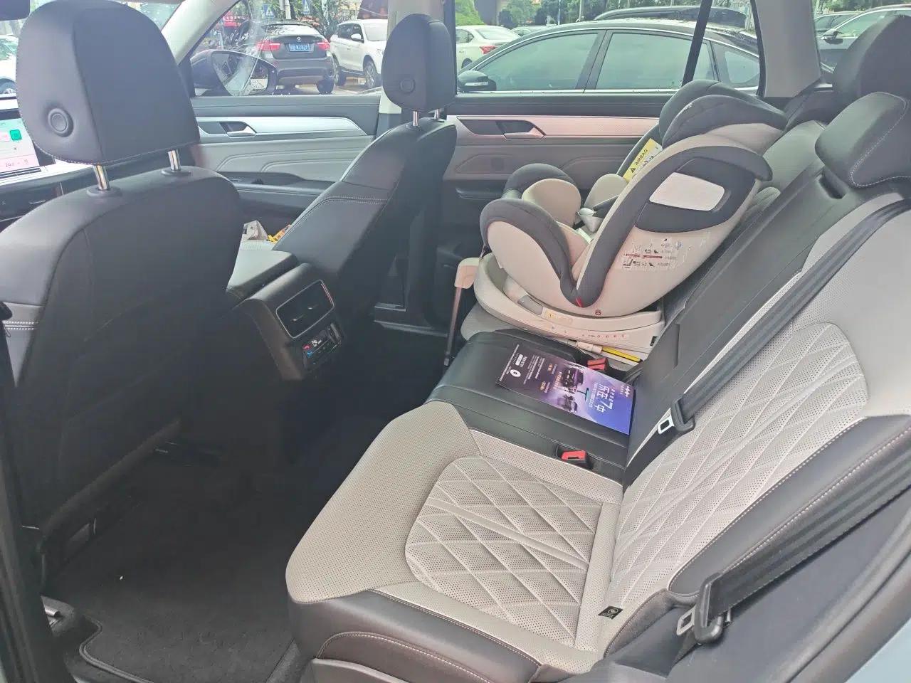 Volkswagen Tavendor 2023 380TSI Four-Wheel Drive R-Line Cruise Edition — миниатюра 17